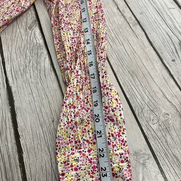 J Crew Ruffle Top in field day print - Picture 8 of 12